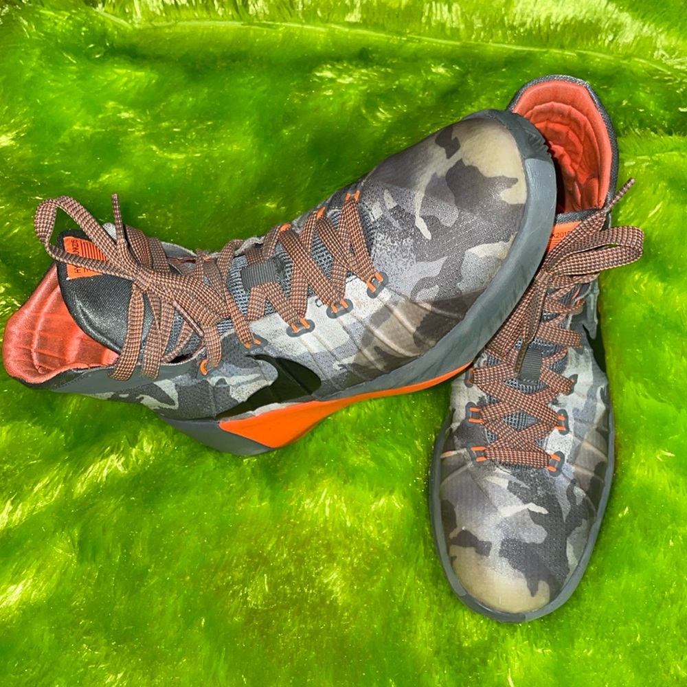 Nike Hyperdunk Camo
